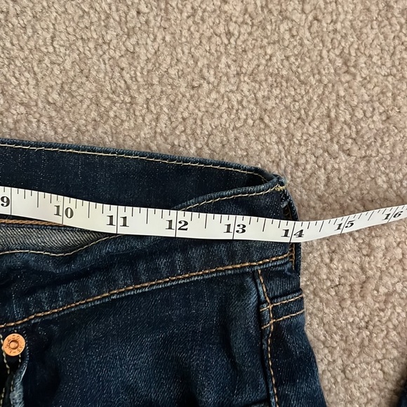 “Levi- Men’s dark wash Jeans size 28” - Picture 4 of 8